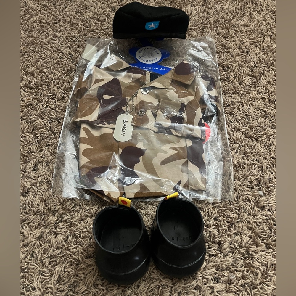 “U.S. Army” inspired uniform set for Build-a-Bear